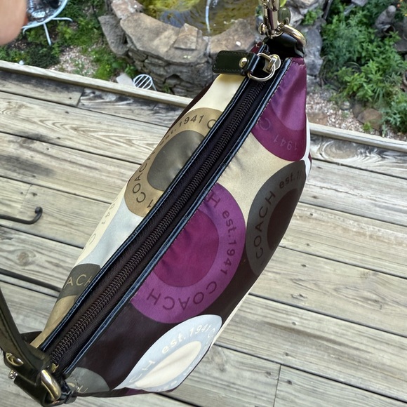 🟣 Coach Circle Dot Print Purse – Purple, Black & Cream 🖤 - Picture 8 of 11